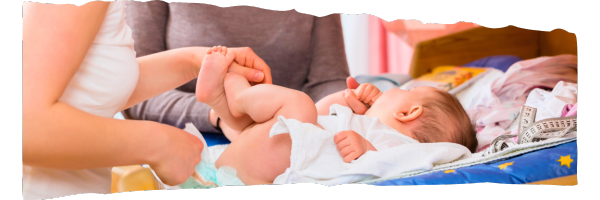 sage-femme et bébé